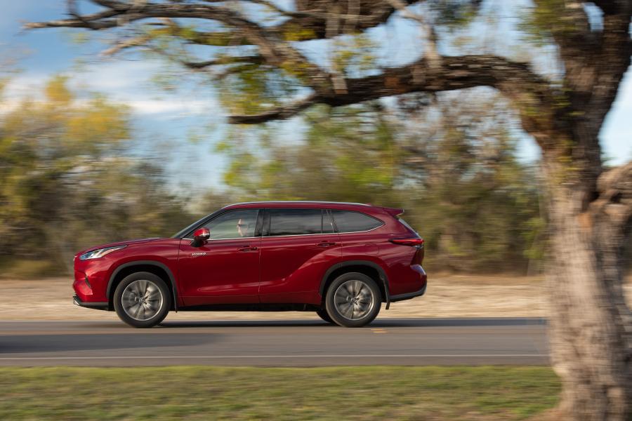  Toyota Highlander Hybrid Platinum AWD 2019 года  (фото 38 из 67)